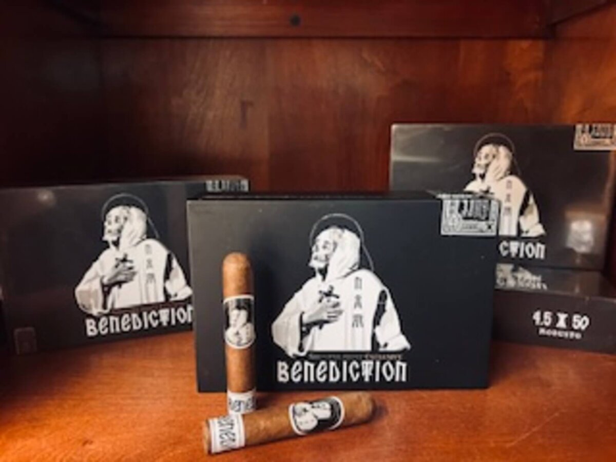Black Label Trading Co. - Benediction (robusto) - 5 Pack